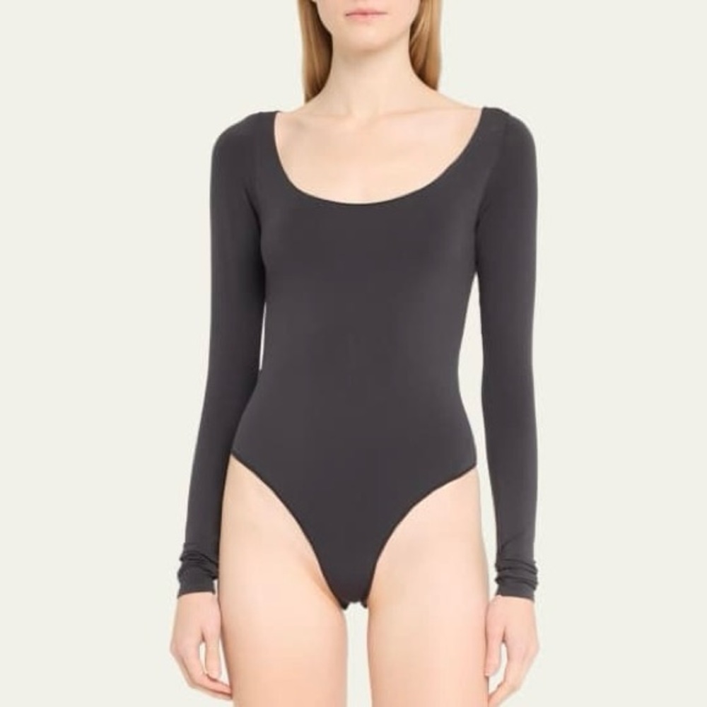 NEW Skims Essential Smoothing Scoop Neck Bodysuit Sz L/XL Onyx Long Sleeve Top